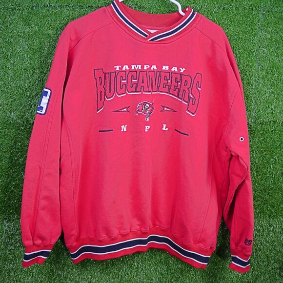 Lee Sport Other - Lee Sport NFL Tampa Bay Buccaneers Vintage embroidered crewneck - Men's Size XL